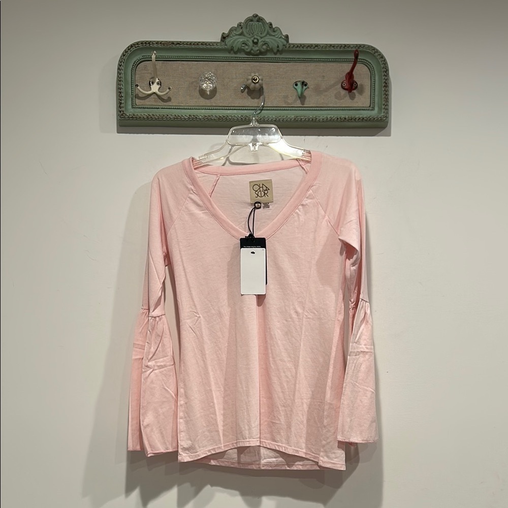 Chaser Baby Pink cotton V-Neck bell sleeve Women's Top small new w tags